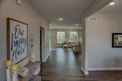 1125 Pisa Dr, Caseyville, IL 62232 - photo 7