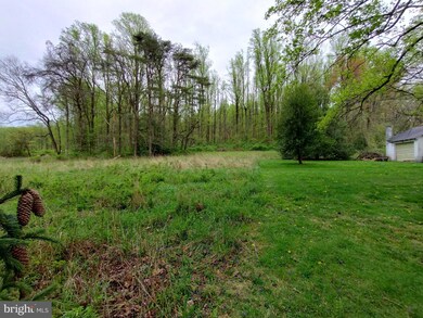 1966 Shenkel Rd, Pottstown, PA 19465 - photo 5