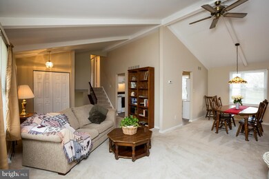 5213 Lightning View Rd, Columbia, MD 21045 - photo 5