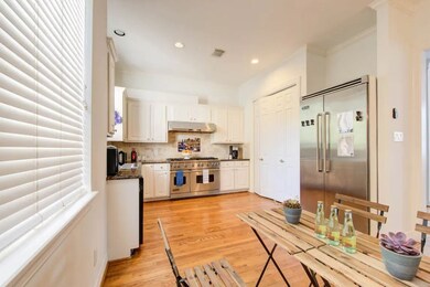 2425 Ralph St, Houston, TX 77006 - photo 4