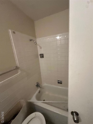 8751 Sieloff Dr unit F, Hazelwood, MO 63042 - photo 7