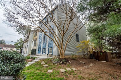 2986 Blaketon Ln, Oakton, VA 22124 - photo 2