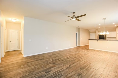 7108 Meadow Lake Dr, Yukon, OK 73099 - photo 3