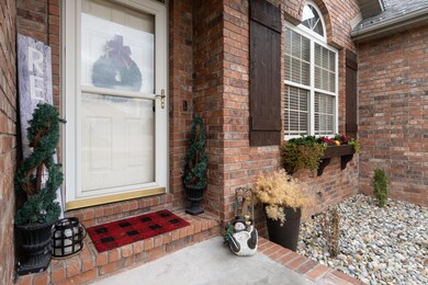 1911 N 9th Ave-1