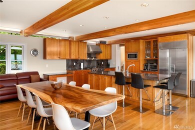 8246 E Mercer Way, Mercer Island, WA 98040 - photo 4