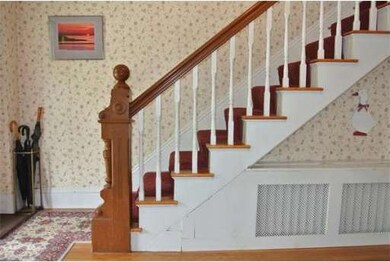 17 Waban St, Wellesley, MA 02482 - photo 4