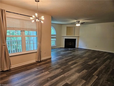 623 Ivy Glen Dr unit 623, Winston Salem, NC 27127 - photo 6