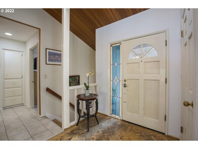 1249 Larch St, Lake Oswego, OR 97034 - photo 4