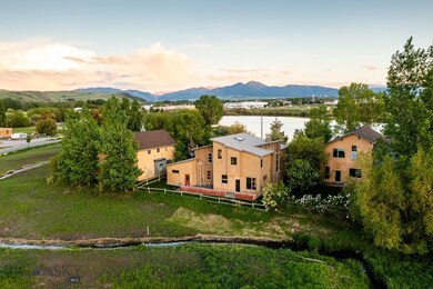 Direct Glen Lake access