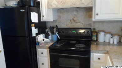 407 Lakepoint Dr, Gadsden, AL 35901 - photo 4