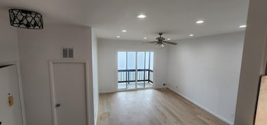 89 Harbor Key, Secaucus, NJ 07094 - photo 3