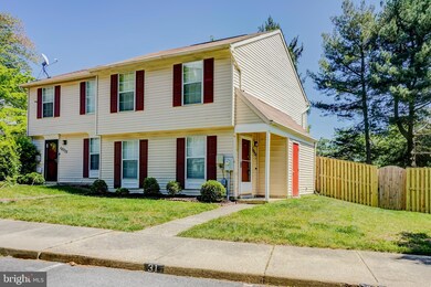 16331 Pewter Ln, Bowie, MD 20716 - photo 2