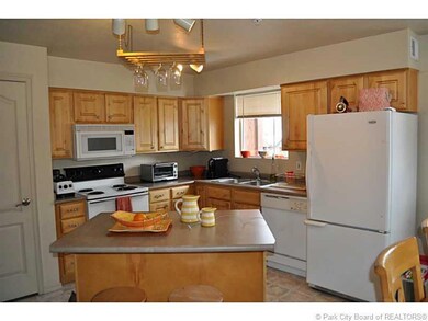 1800 W Fox Bay Dr unit C204, Heber City, UT 84032 - photo 3