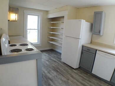 43 Elm St, Whitefield, NH 03598 - photo 2