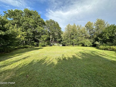 803 Cherry Ct, Hawley, PA 18428 - photo 5