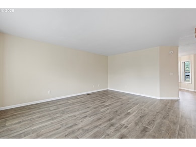 1179 Risden Place, Eugene, OR 97404 - photo 5