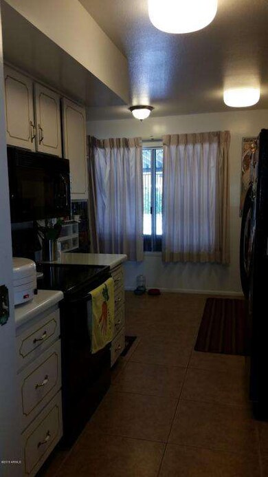 9530 W Appaloosa Dr, Sun City, AZ 85373 - photo 3