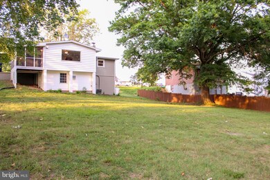 732 W 15th St, Front Royal, VA 22630 - photo 4