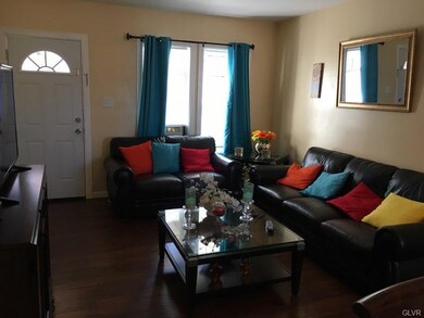 251 E Elm St, Allentown, PA 18109 - photo 3