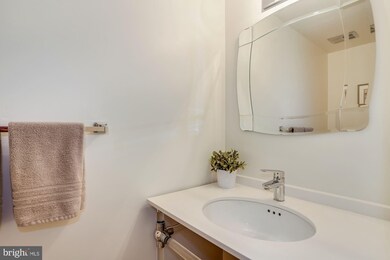 11727 Arbor Glen Way, Reston, VA 20194 - photo 7