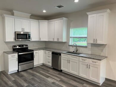 925 Baker St, Denison, TX 75020 - photo 4