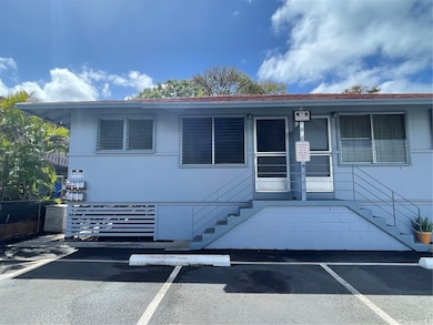 2912 Varsity Cir, Honolulu, HI 96826 - photo 2