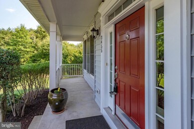 3455 Macbain Ct, Triangle, VA 22172 - photo 2