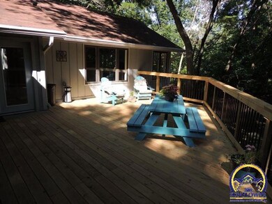 7635 SW 10th Ave, Topeka, KS 66615 - photo 4