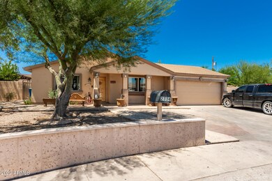 2334 N 54th Ln unit 3, Phoenix, AZ 85035 - photo 2