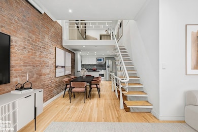 18 E 63rd St unit 1, New York, NY 10065 - photo 3