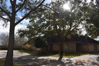 3301 Valhalla Dr, Bay City, TX 77414 - photo 3