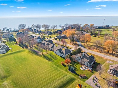 N8426 N Shore Rd, Menasha, WI 54952 - photo 7