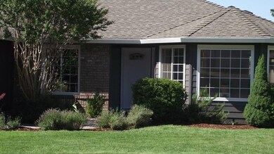 3061 Pineview Ct, Medford, OR 97504 - photo 4