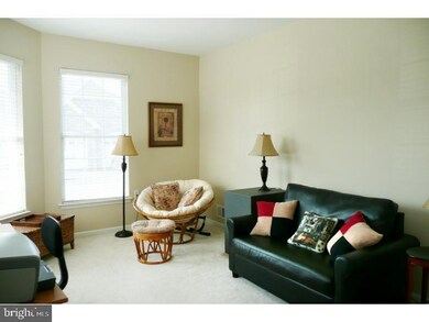 10 Locust Hill Blvd, Trenton, NJ 08691 - photo 5