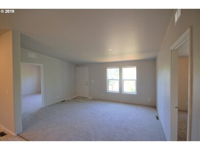 1720 Garrison St, the Dalles, OR 97058 - photo 4