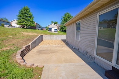 1304 Nettle Ct-15