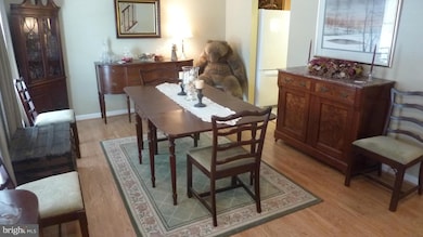 22426 Stablehouse Dr, Sterling, VA 20164 - photo 4