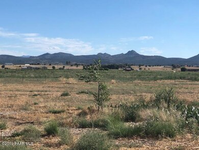 3275 W Ron Rd, Paulden, AZ 86334 - photo 5