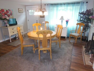 154 Richmond Dr, Warwick, RI 02888 - photo 5