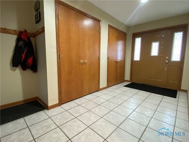 Spacious Entry with 2 Closets