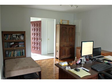 In from the front door into the Living Room - Curr