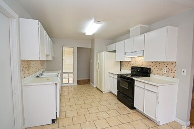 3310 Probasco Way, Sparks, NV 89431 - photo 4