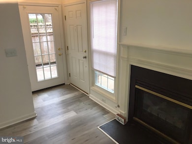 4656 Lawton Way unit 1, Alexandria, VA 22311 - photo 4