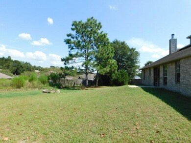 5242 Moore Loop, Crestview, FL 32536 - photo 3