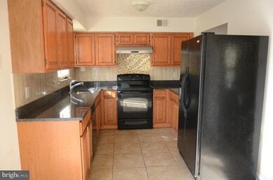 10500 Joyceton Dr, Upper Marlboro, MD 20774 - photo 4