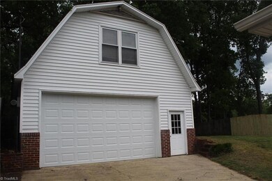 2317 Emerywood Rd, Greensboro, NC 27403 - photo 2