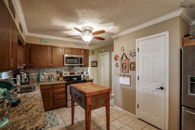 1304 Christine Rd, Wichita Falls, TX 76302 - photo 7