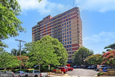 Port Royal unit 1505, Alexandria, VA 22314 - photo 3