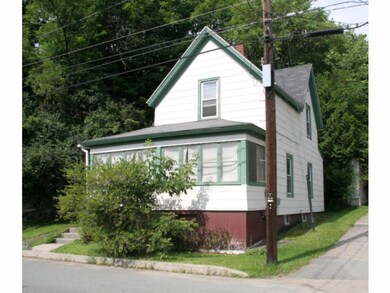 421 Pearl St, Saint Johnsbury, VT 05819 - photo 2