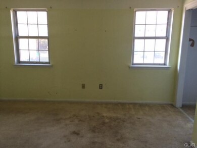 509 Old Forge Dr, Bath, PA 18014 - photo 6